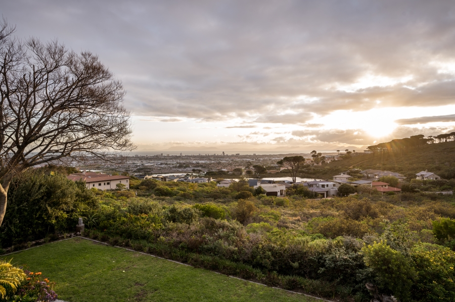 4 Bedroom Property for Sale in Boskloof Eco Estate Western Cape